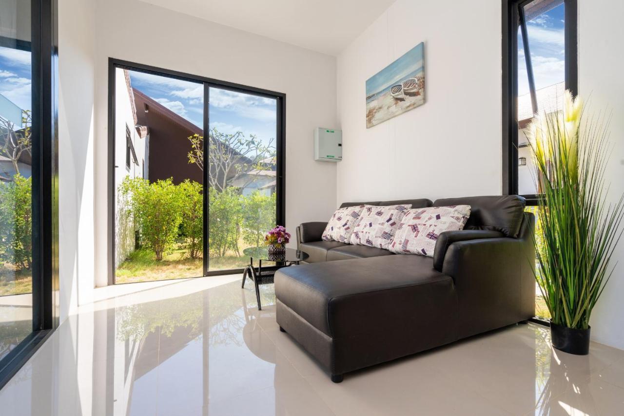 Thames Tara Private Pool Villa Rawai Phuket - Sha Extra Plus Exterior foto